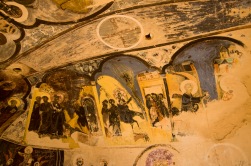 Leider werden die Malereien nicht geschützt - und wurden schon von Soldaten in früheren Grenzkonflikten beschädigt